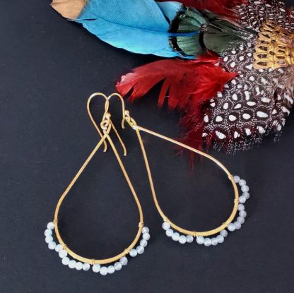 Boucles oreilles goutte pendante Calcedoine bleue
