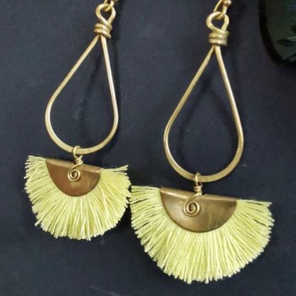 boucles d'oreilles éventails jaune poussin