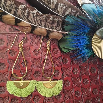 boucles d'oreilles éventails vert Anis