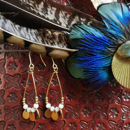Boucles d'oreilles pampilles gouttes blanches