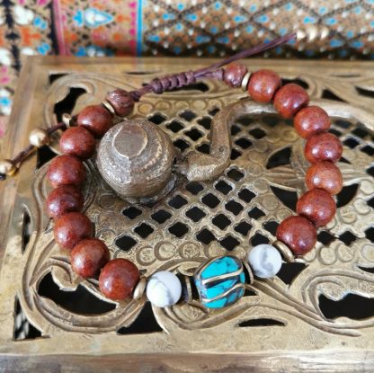 Bracelet femme mala spirit howlite blanche & perle Nepalaise