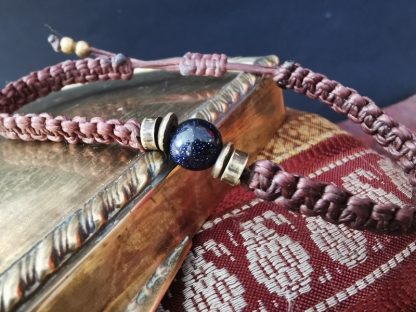 Bracelet homme macrame pierre de soleil bleue