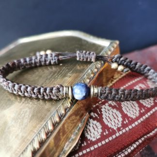 Bracelet macramé homme marron foncé sodalite claire