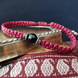 bracelet homme macrame rouge onyx