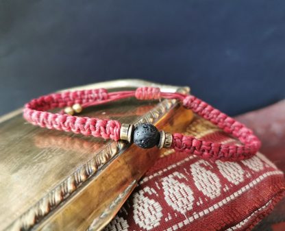 bracelet homme macramé rouge pierre de lave