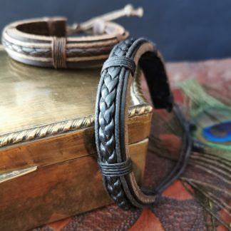 Bracelets cuirs tressés 2 modèles