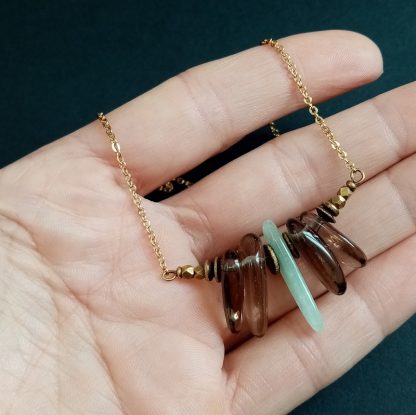 Collier asymétrique smoky menthol