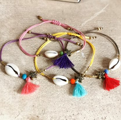 bracelet cauri coloré collection