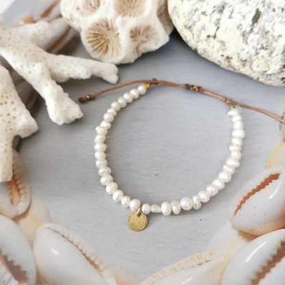 bracelet perles naturelles blanches details