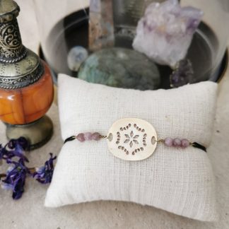 bracelet médaille cordon lépidolite