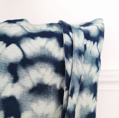 Sac tote bag indigo marbré détails