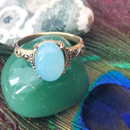 bague cabochon griffes calcedoine