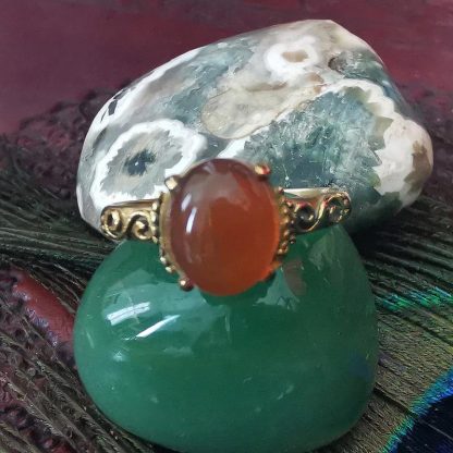 bague cabochon griffes cornaline
