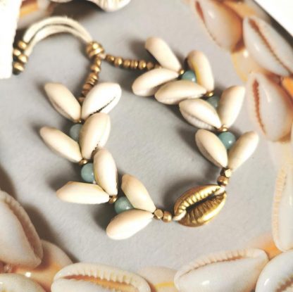 bracelet cauris & Calcédoine bohème ethnique et chic côté