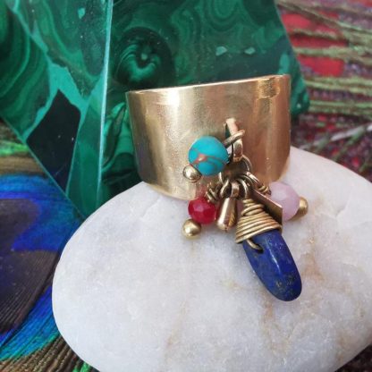 Bagues larges breloques multi pierres lapis lazuli