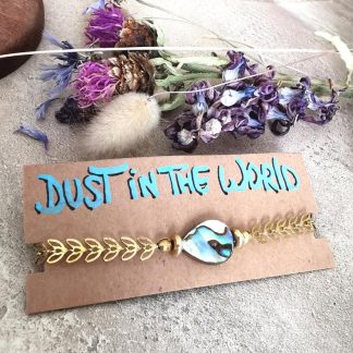 bracelet perle de nacre et chaine feuilles