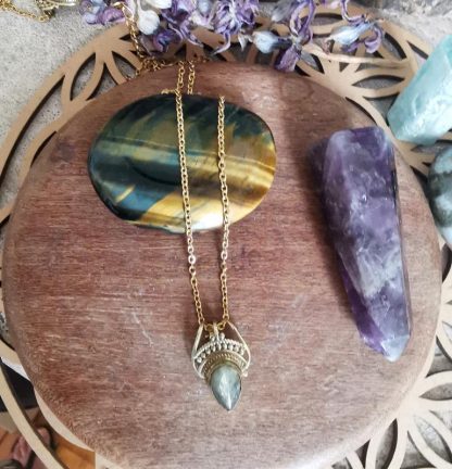 collier Leona, pendentif pierre labradorite reflets