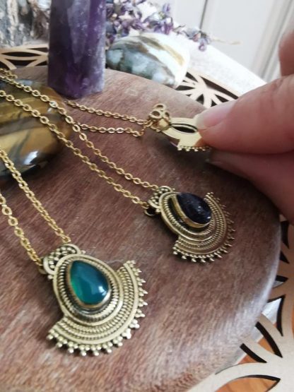 Les pendentifs envers, ethniques et tribaux, Parvati en pierres fines