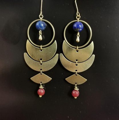 Les boucles clear moons, lapis lazuli et jade rubis